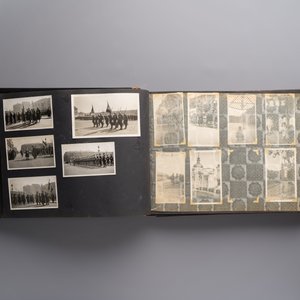 (Graphic content!) A photo album with views of China and Southeast Asia, incl. French military presence, wartime scenes and executions, 20th C. — photo 28