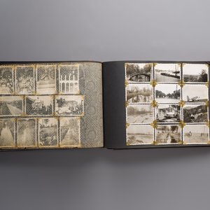 (Graphic content!) A photo album with views of China and Southeast Asia, incl. French military presence, wartime scenes and executions, 20th C. — photo 53