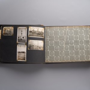 (Graphic content!) A photo album with views of China and Southeast Asia, incl. French military presence, wartime scenes and executions, 20th C. — photo 7