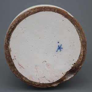 Grote blauw en witte Delftse apothekerspot met deksel, in albarellovorm, 18e eeuw — foto 2