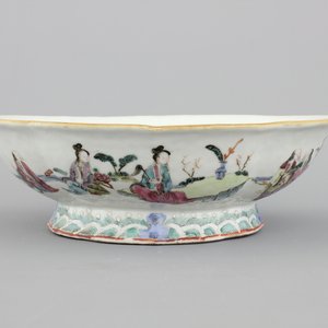 Grote Chinese kom, famille rose, 19e eeuw — foto 1