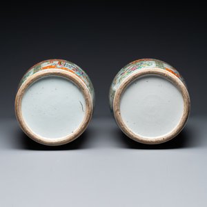Group of six Chinese famille rose and blue and white vases, 19th C. — 照片 4