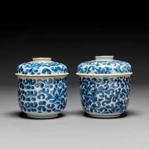 Groupe de six pièces en porcelaine de Chine bleu et blanc, Kangxi — photo 5