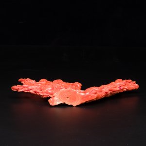 Groupe figurant des dames avec des enfants jouants en corail rouge sur socle en bois, Chine, 19/20ème — photo 6