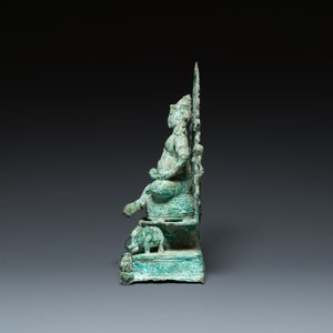 Groupe figurant Kubera sur un trone en bronze, Java central, Indonésie, 11/12ème — photo 4