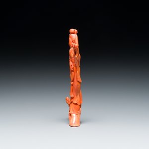 Groupe figurant une femme et un garçon en corail rouge, signé Jue Hai 絕海, Chine, 19/20ème — photo 4