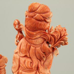 Groupe fine sculptée en corail rouge de Guanyin jouant le 'Qin', Chine, 19e — photo 11
