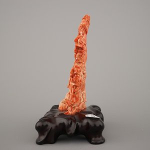 Groupe fine sculptée en corail rouge de Guanyin jouant le 'Qin', Chine, 19e — photo 2