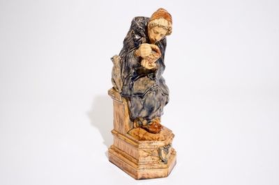 Gustave Pickery (1862-1921), een groep in Vlaams aardewerk, “De dame met de vuurkorf"