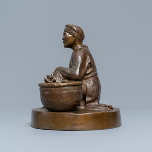 Hoang Xuan Lan Studio (Vietnam, 1ère moitié du 20ème): Une marchande à Hanoi, groupe en bronze — photo 3