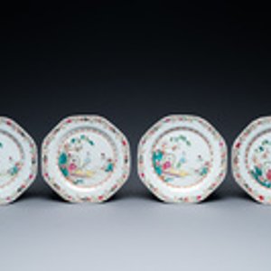 Huit assiettes de forme octogonale en porcelaine de Chine famille rose, Qianlong — photo 2