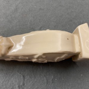 Huit petits vases et un lave-pinceaux en porcelaine de Chine, Kangxi et après — photo 23