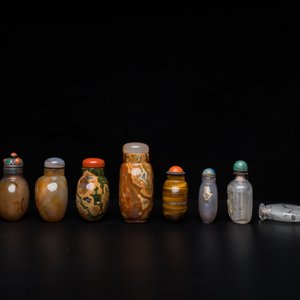Huit tabatières en agate, pierres dures et quartz, 19/20ème — photo 5