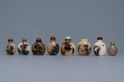 Huit tabatières en agate sculptée, Chine, 19/20ème