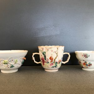 Huit tasses et soucoupes en porcelaine de Chine famille rose, Yongzheng/Qianlong — photo 22