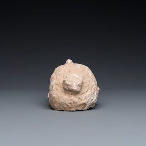 Huit têtes en pierre sculptée d'origines diverses, e.a. Chine, Gandhara et Japon — photo 11