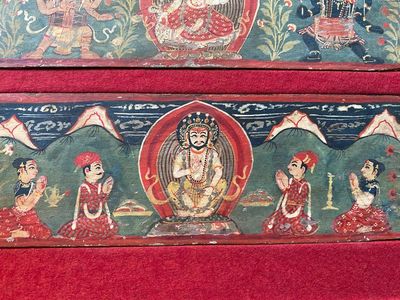 Huit tsaklis et trois couvertures de livres en bois peint, Tibet, 19ème — photo 1