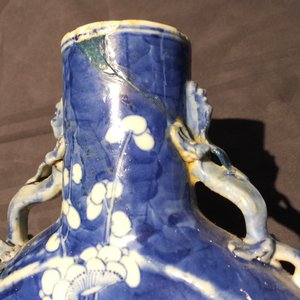 Huit vases en porcelaine de Chine bleu et blanc, famille rose et qianjiang cai, 19/20ème — photo 2