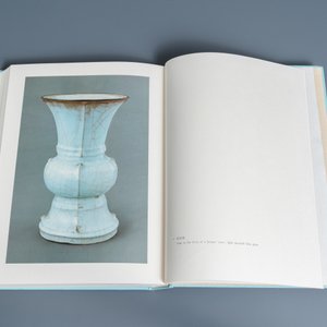 Illustrated catalogue of Sung Dynasty Porcelain in the National Palace Museum, vier volumes, Taipei, 1973 — foto 48