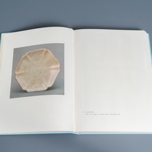 Illustrated catalogue of Sung Dynasty Porcelain in the National Palace Museum, vier volumes, Taipei, 1973 — foto 54