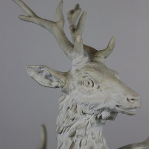 Important groupe en biscuit de Sèvres, "La Chasse aux Cerfs", 19e — photo 1