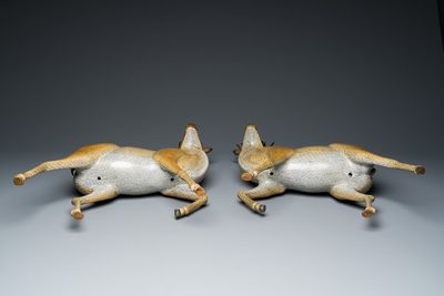 Importante paire de daims en émaux cloisonnés sur socles en bois ajouré, Chine, 19ème — photo 8
