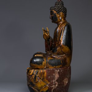 Importante sculpture de Bouddha Shaka en bois laqué et doré, Japon, Edo — photo 4