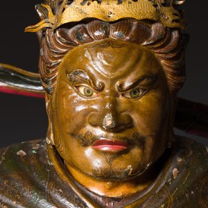Importante sculpture d'un général divin en bois laqué et polychromé, Japon, Edo, datée 1623 — photo 18
