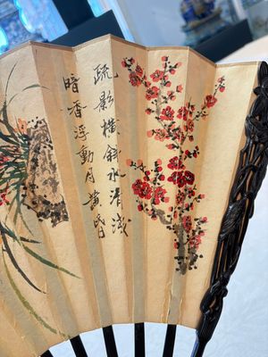 In the manner of Ma Quan 馬荃(18th C.): 'An ebony fan painted with 'Four Gentlemen 四君子', 19/20th C. — photo 12