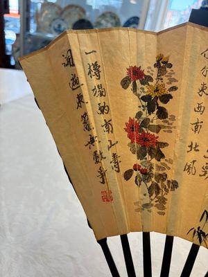 In the manner of Ma Quan 馬荃(18th C.): 'An ebony fan painted with 'Four Gentlemen 四君子', 19/20th C. — photo 8