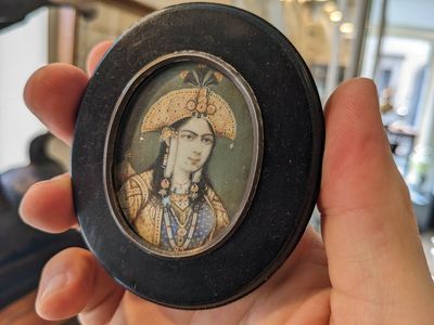 Indische school: Elf Taj Mahal miniaturen met de portretten van Shah Jaha en zijn vrouw Mumtaz Mahal, begin 20e eeuw — foto 5