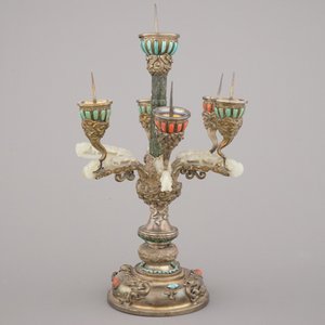 Indrukwekkende Chinese kandelaar in zilver en jade, met turquoise en bloedkoralen inlegwerk, 19e eeuw — foto 13