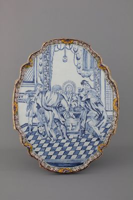 Indrukwekkende polychrome Delftse plaquette met bijbels tafereel, 18e eeuw