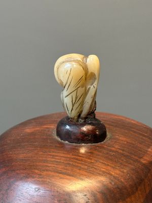 Insolite brûle-parfum archaïque de type 'gui' en bronze au couvercle en bois, Chine, Song — photo 5