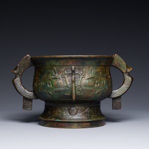 Insolite brûle-parfum archaïque de type 'gui' en bronze au couvercle en bois, Chine, Song — photo 2