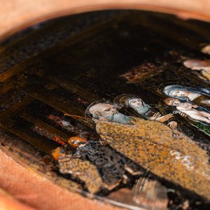 Italiaanse school: 'Aanbidding der herders', ovale miniatuur, onderglasschildering, 16e eeuw — foto 11