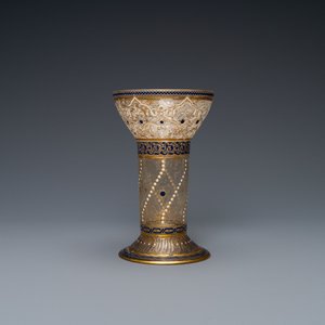 J. & L. Lobmeyr, Vienne, fin du 19ème: Un gobelet en verre émaillé de style islamique ou mamelouk — photo 3