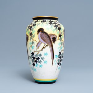 Jan Wind et Charles Catteau pour Boch Frères Kéramis: un vase art deco à décor d'oiseaux, vers 1932 — photo 3