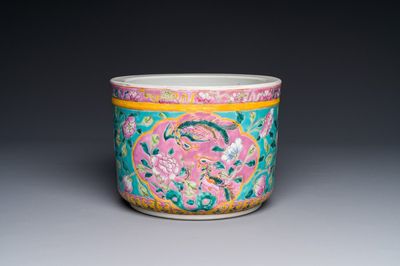 Jardinière en porcelaine de Chine famille rose pour le marché Straits ou Peranakan, 19ème