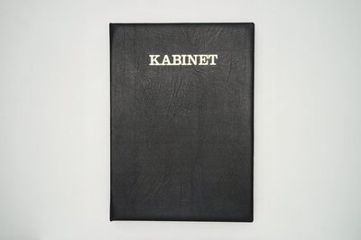 Kabinet, een map met 12 litho's, w.o. Corneille, Landuyt, Courtin, Wittevrongel, ...