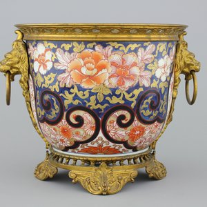 Kom in Chinees porselein met ormolu-montuur, 19e eeuw — foto 1