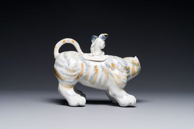 Koro en forme de tigre en porcelaine du Japon, probablement Hirado, Edo, 19ème — photo 4