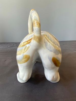 Koro en forme de tigre en porcelaine du Japon, probablement Hirado, Edo, 19ème — photo 9