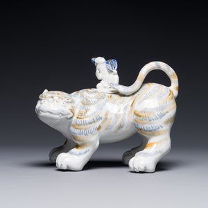 Koro en forme de tigre en porcelaine du Japon, probablement Hirado, Edo, 19ème — photo 3
