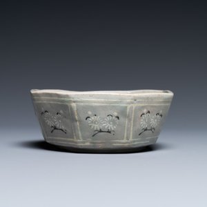 Lave-pinceaux de forme octogonale en porcelaine céladon de Corée, probablement Goryeo, 14/15ème — photo 5
