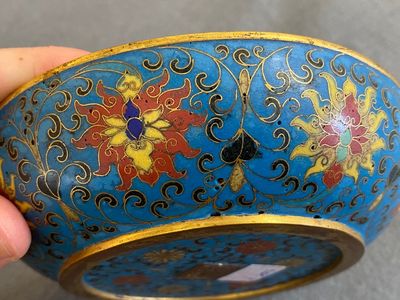 Lave-pinceaux en émaux cloisonnés à décor d'un dragon, Chine, marque de Qianlong mais probablement postérieur — photo 4