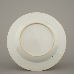 Lot de 6 assiettes en porcelaine de Chine pour l'export avec bords en faux-marbre, 18e — photo 7