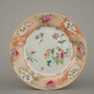Lot de 6 assiettes en porcelaine de Chine pour l'export avec bords en faux-marbre, 18e — photo 8