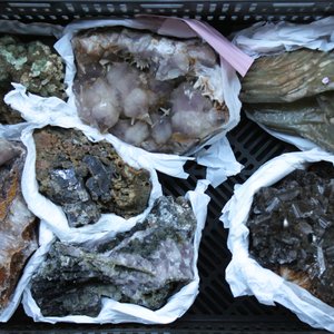 Lot de divers minéraux et pierres sémi-précieuses — photo 1