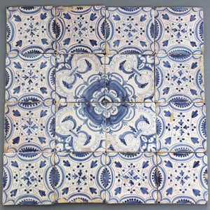 Lot van 16 blauw en witte decoratieve Delftse tegels, 17e eeuw — foto 1